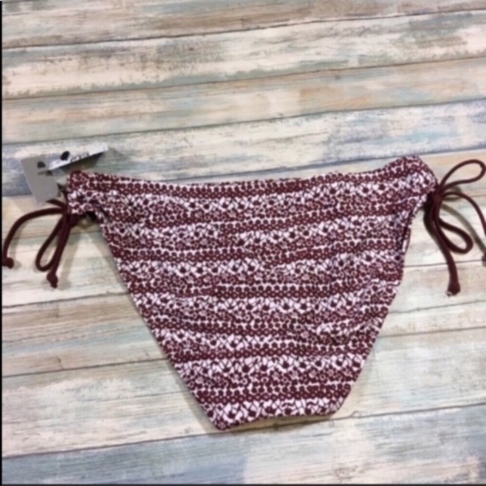 Mossimo Red White Floral Tie Side Bikini Bottoms XL Hipster Swim - Picture 4 of 5